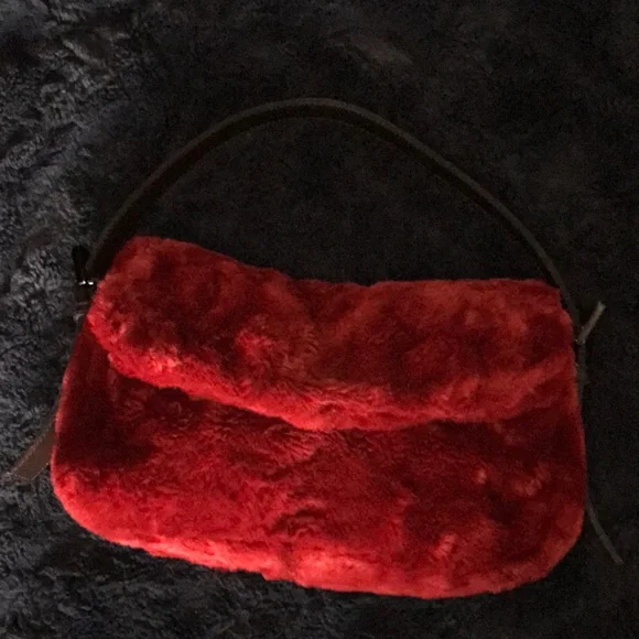 Saks Fifth Avenue La Maison de la Fausse Fourrure Paris bag-Deep Red faux  fur